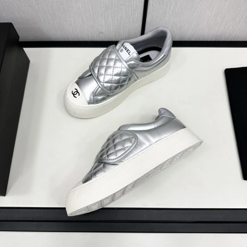 Chanel Low Shoes StreetReady 20438