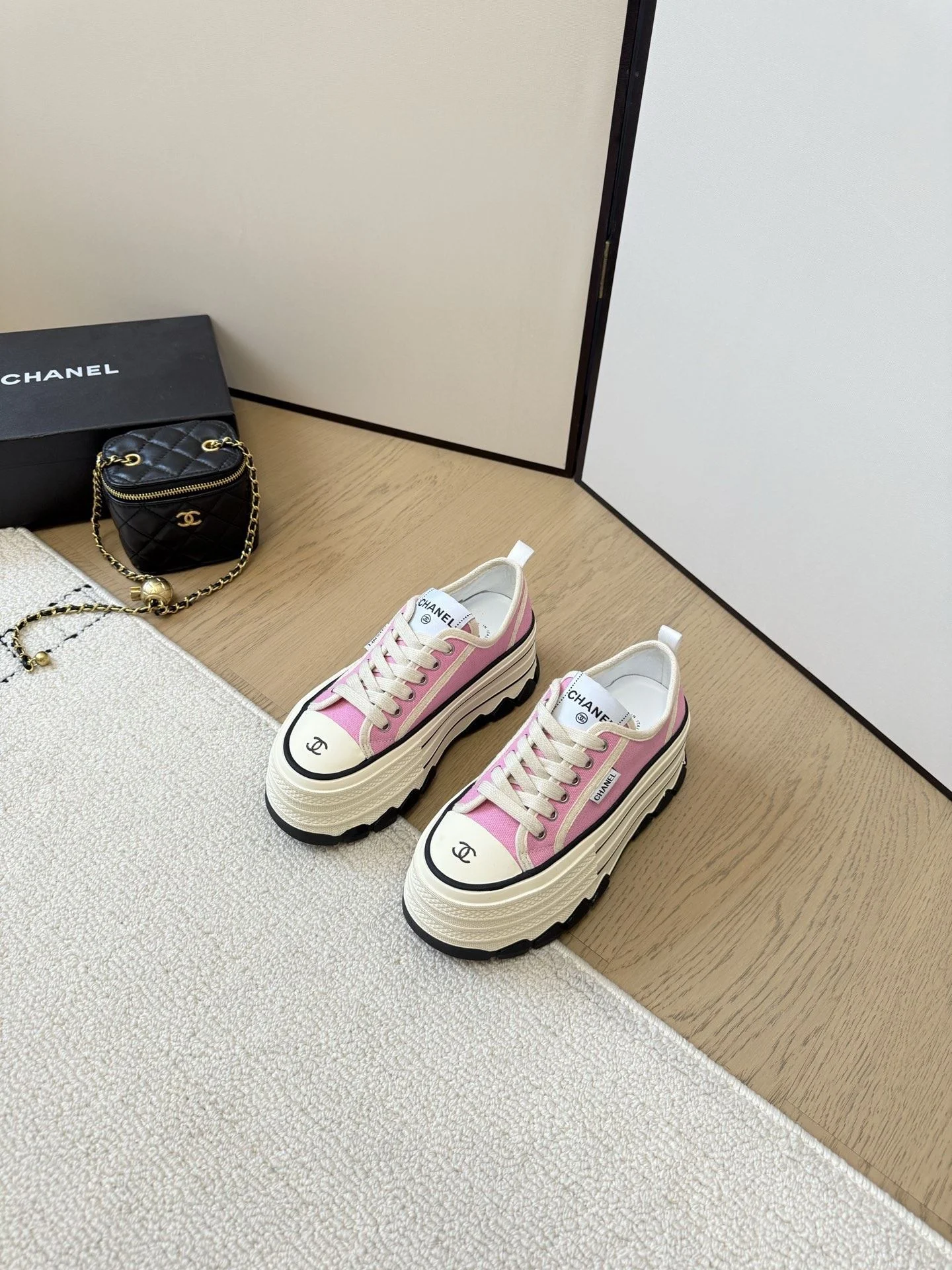 HighPerformance Chanel Low Shoes 18127