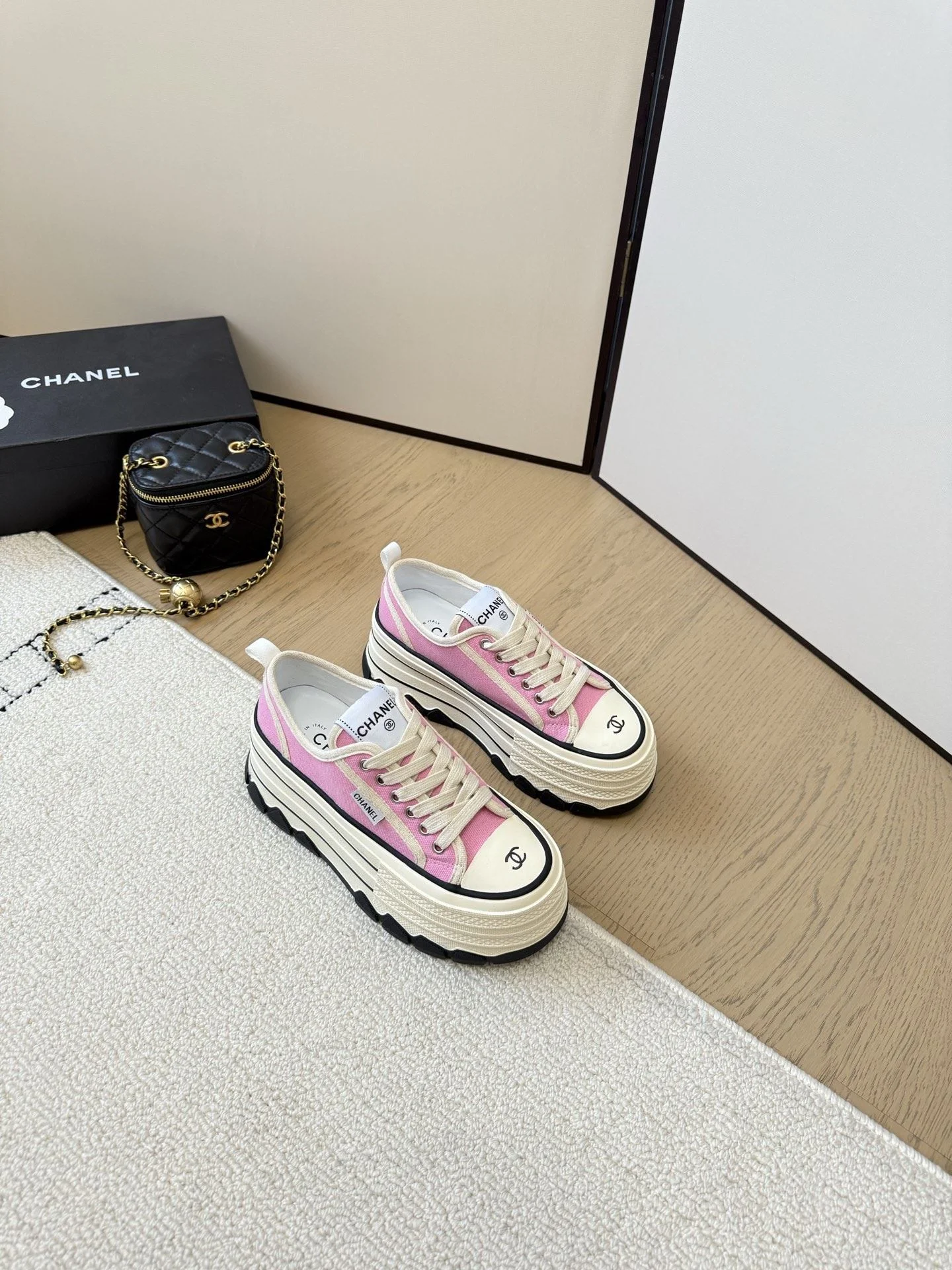 HighPerformance Chanel Low Shoes 18127