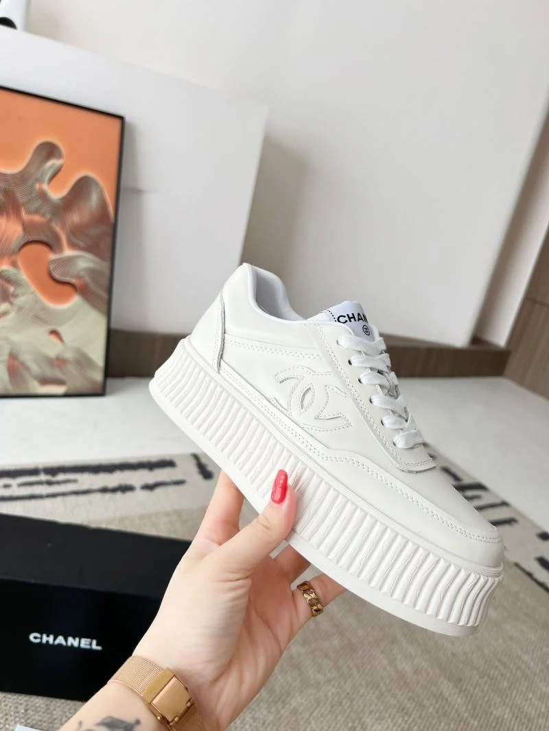 Reliable Chanel Low Shoes 18176
