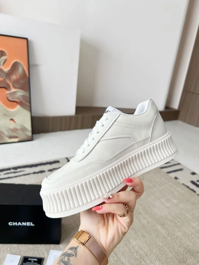 Reliable Chanel Low Shoes 18176