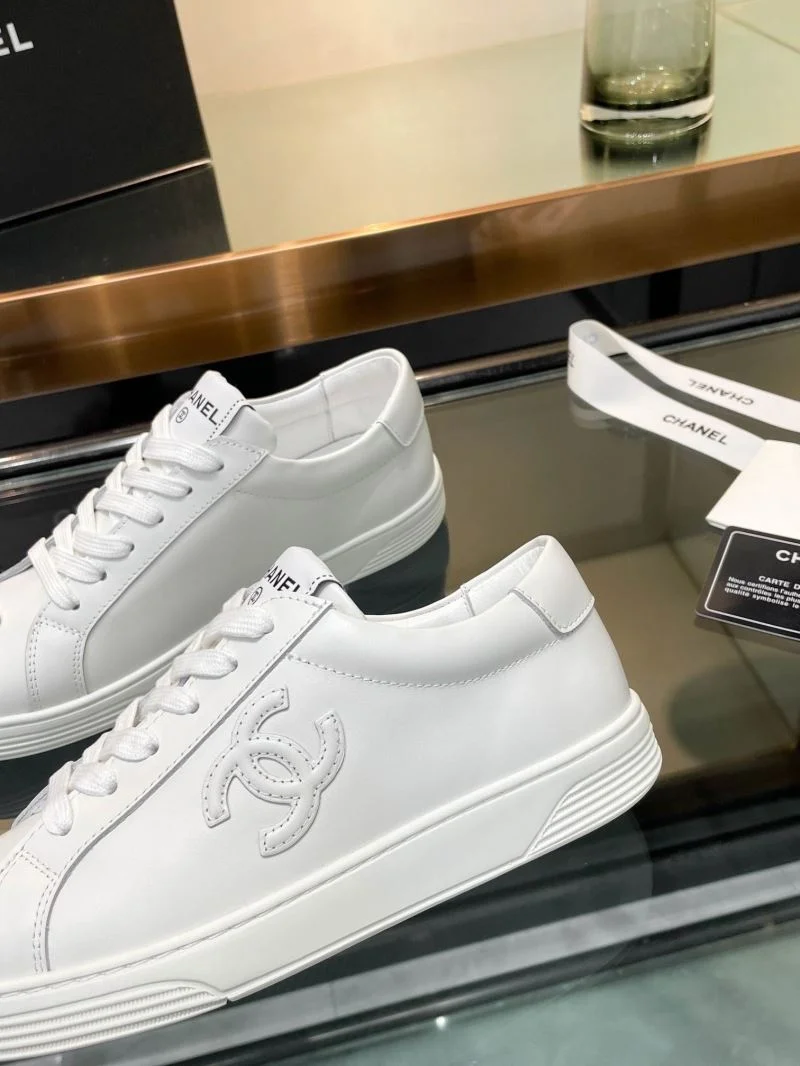 Chanel Low Shoes Effortless 18121