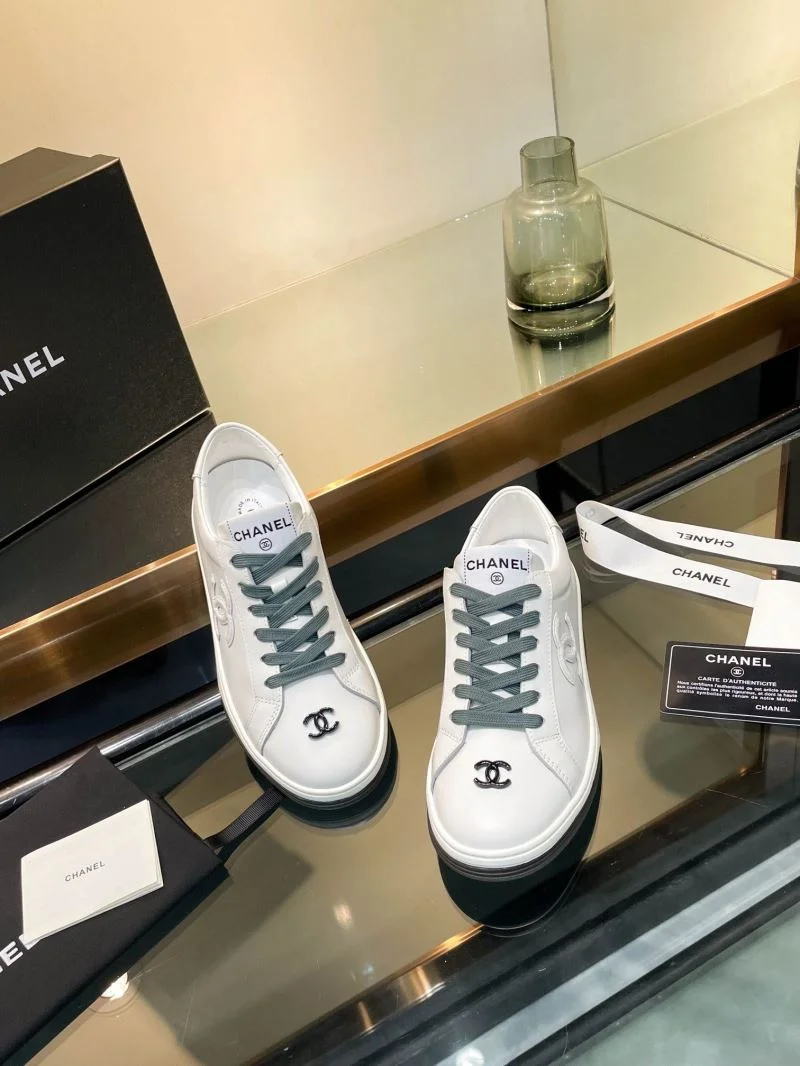 Chanel Low Shoes ModernLook 18126