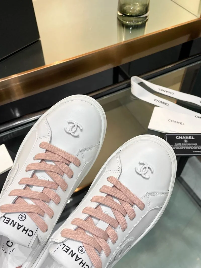 Chanel Low Shoes Comfortable 18133