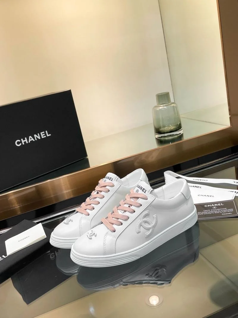 Chanel Low Shoes Comfortable 18133