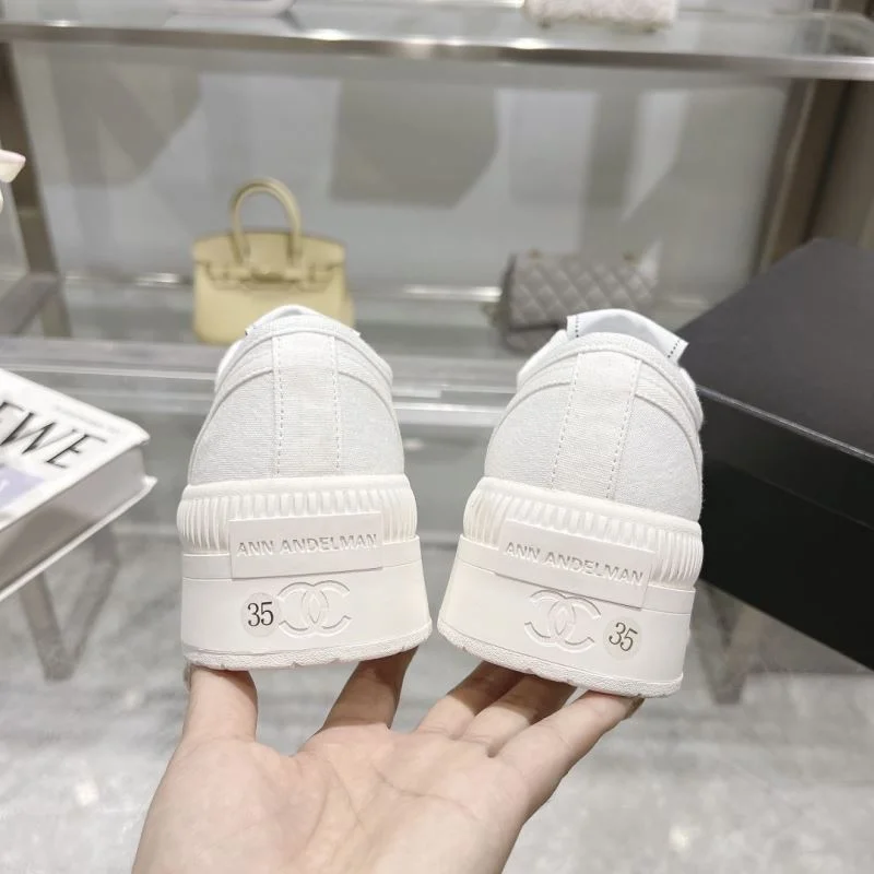 TopPick Chanel Low Shoes 18120
