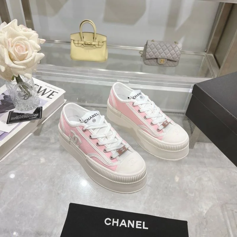 Chanel Low Shoes Practical 18115