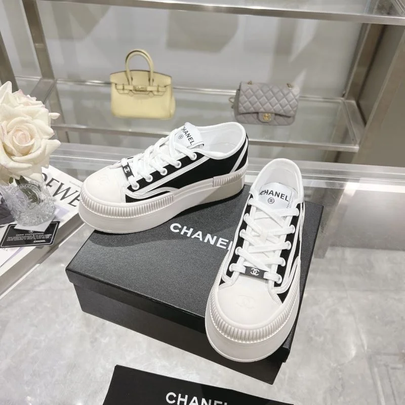 Chanel Low Shoes ComfortFit 18104