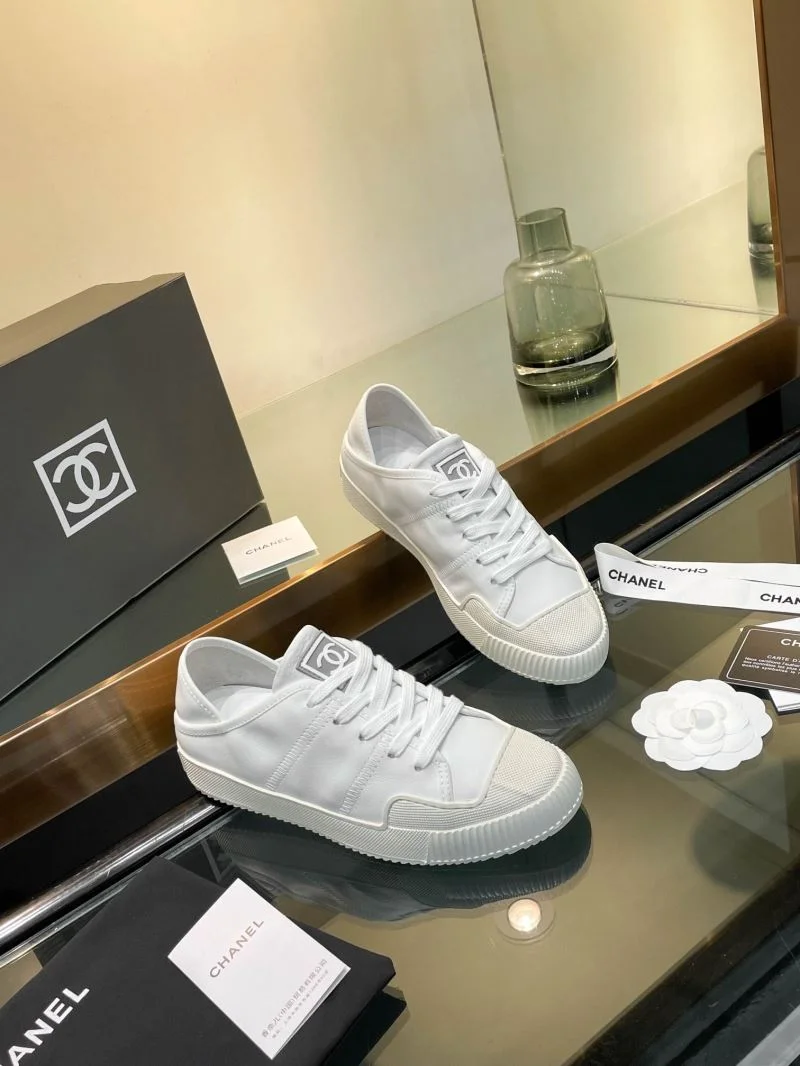 Chanel Low Shoes Stretchable 18102