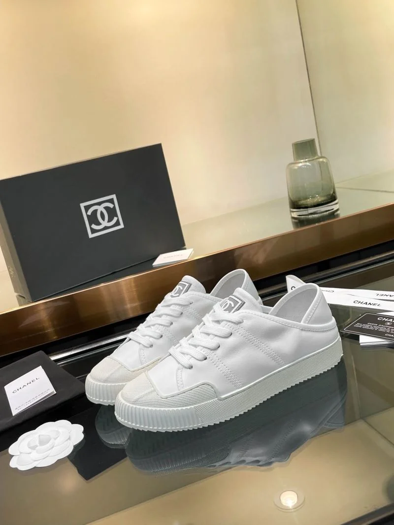 Chanel Low Shoes Stretchable 18102