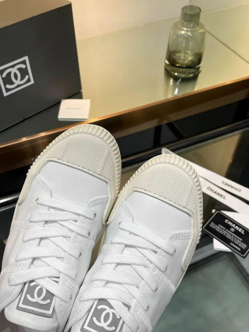 Chanel Low Shoes Stretchable 18102