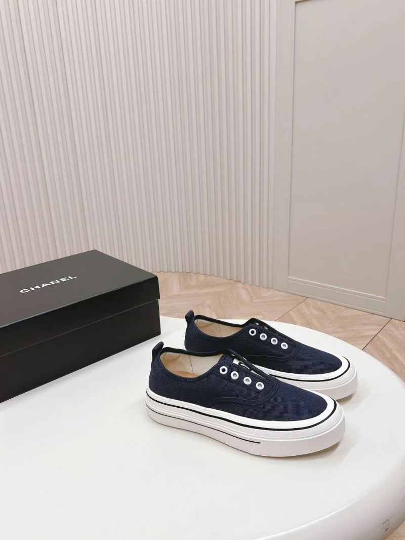 Functional Chanel Low Shoes 18111