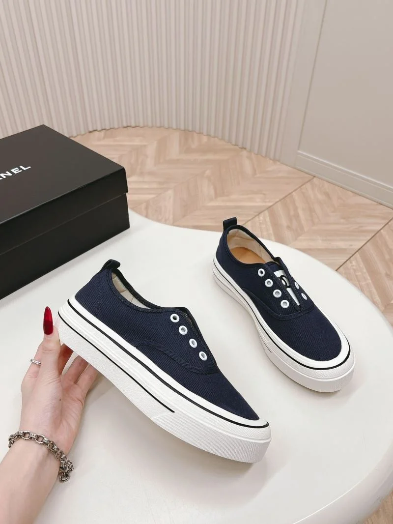 Functional Chanel Low Shoes 18111