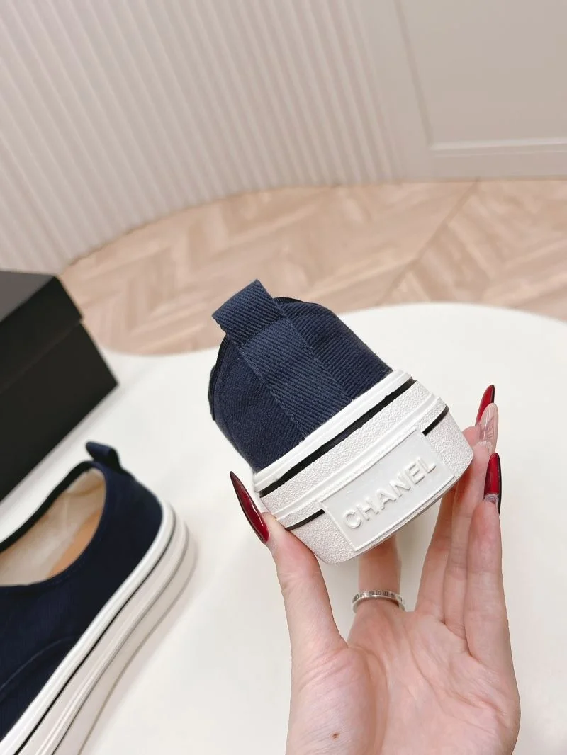 Functional Chanel Low Shoes 18111