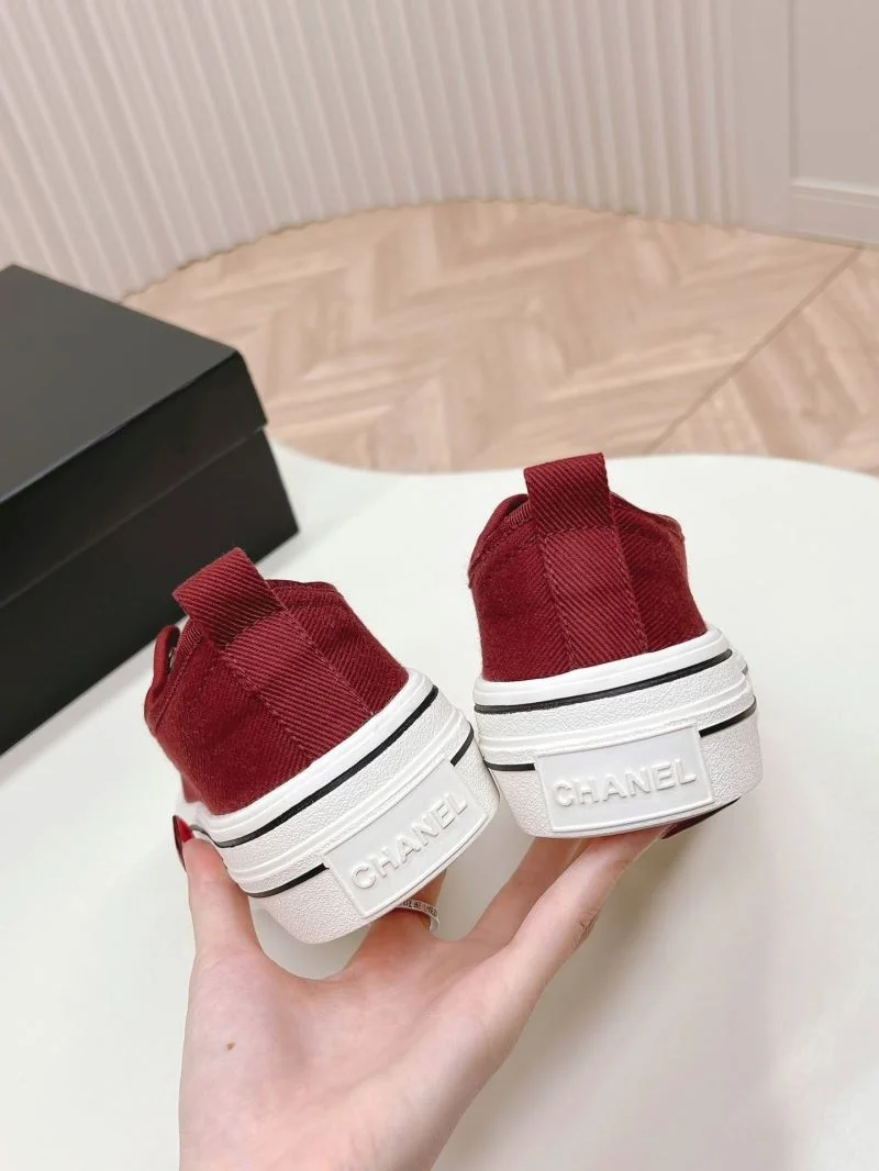 RelaxedFit Chanel Low Shoes 18098