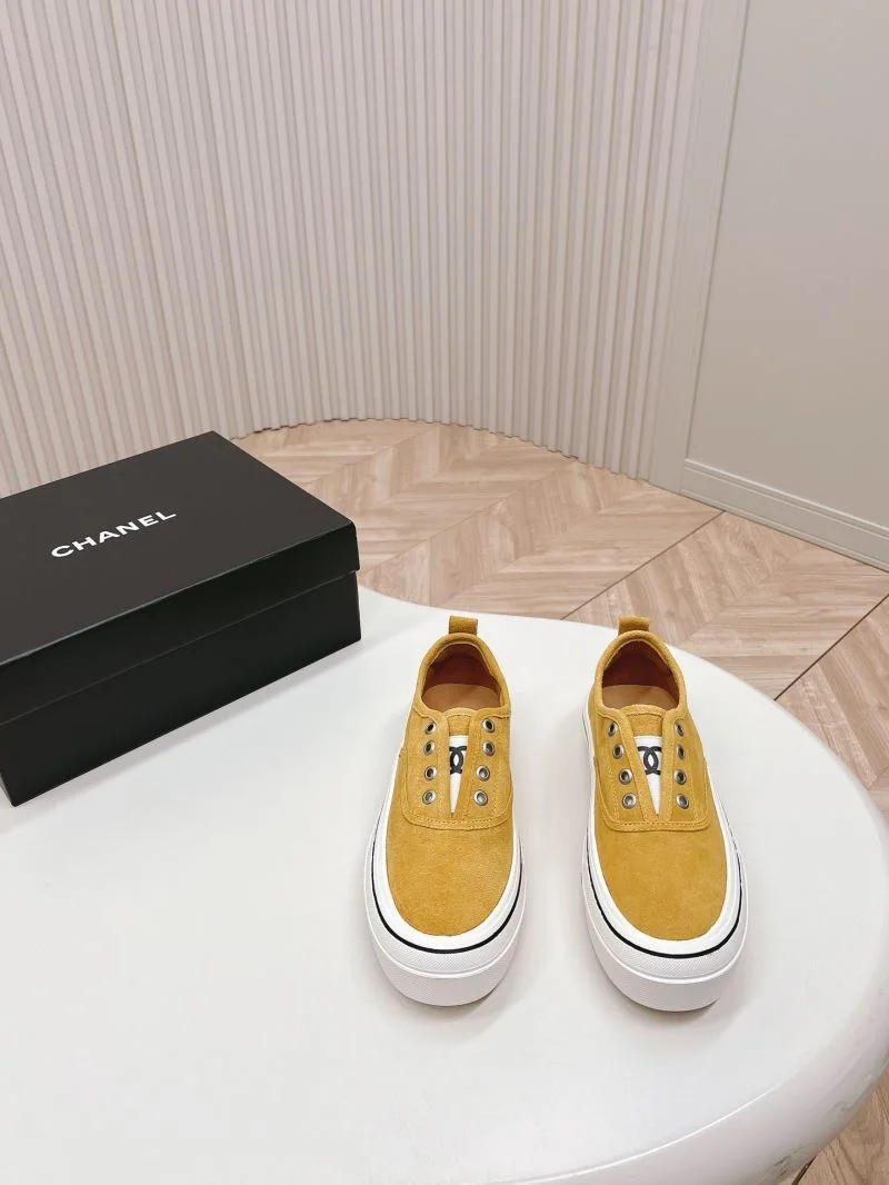 Chanel Low Shoes TravelReady 18096