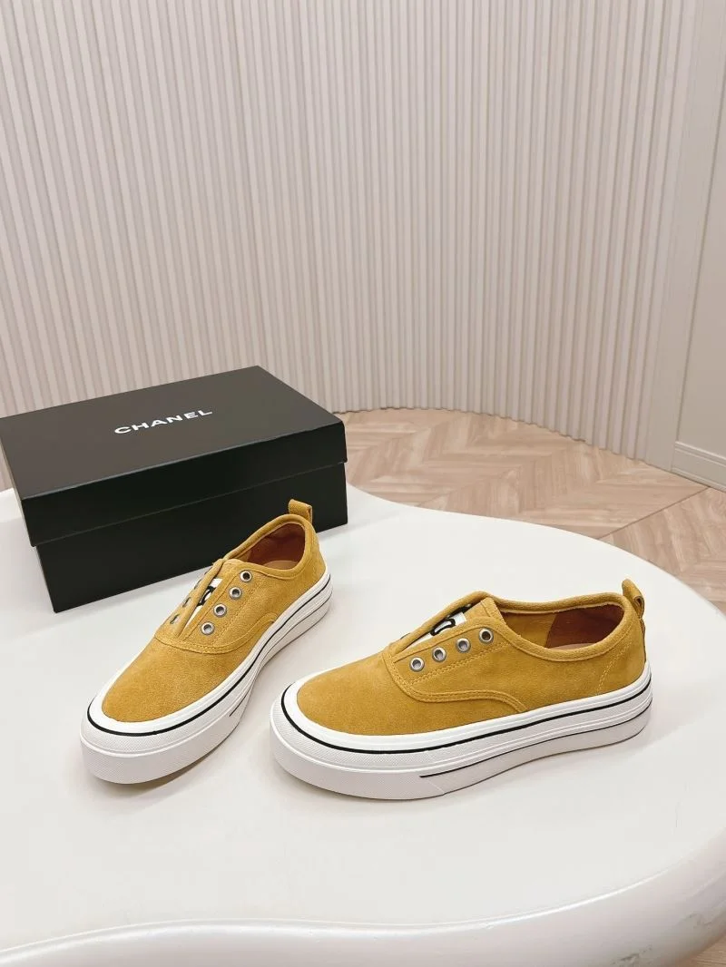 Chanel Low Shoes TravelReady 18096