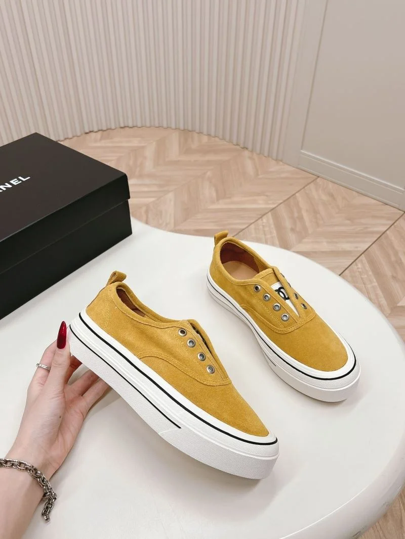 Chanel Low Shoes TravelReady 18096