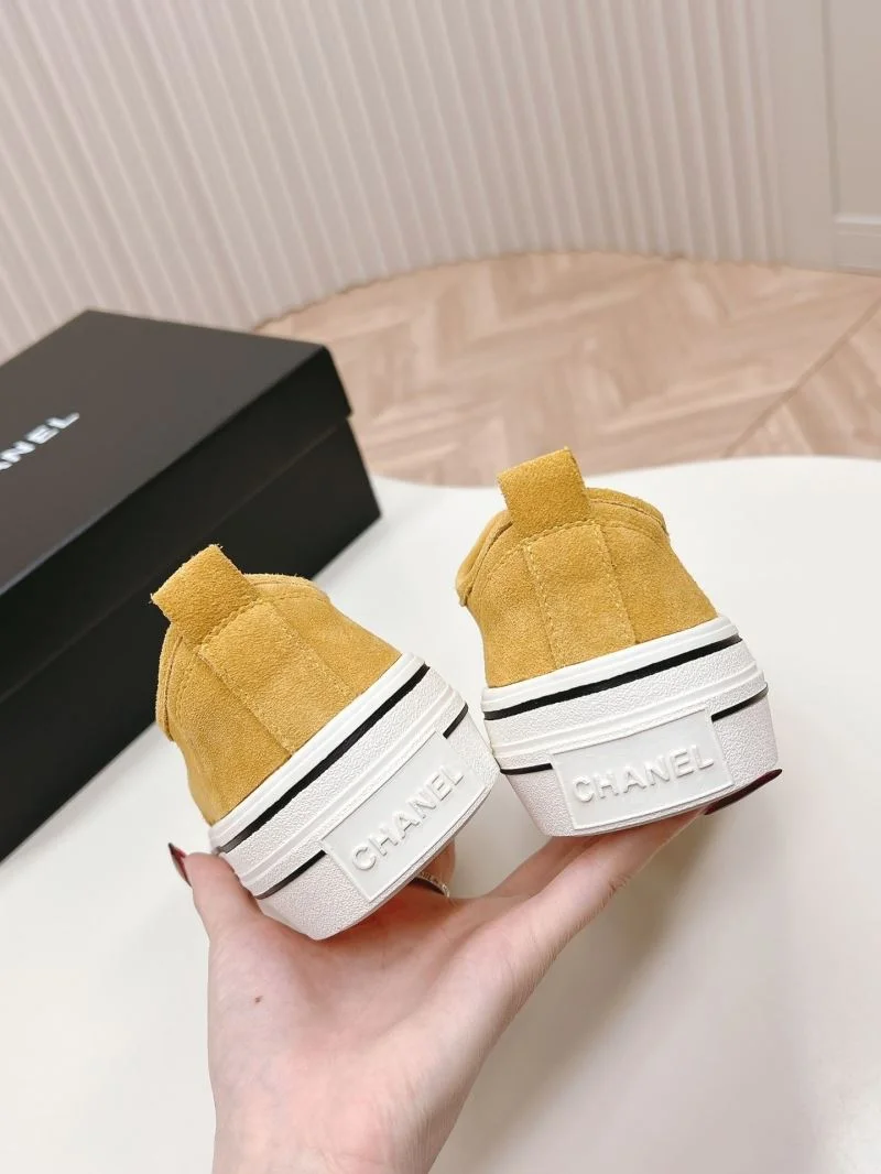 Chanel Low Shoes TravelReady 18096