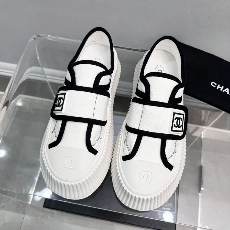 Chanel Low Shoes Affordable 18103