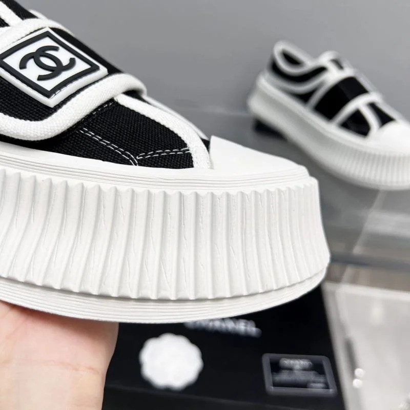 SmoothTexture Chanel Low Shoes 18086