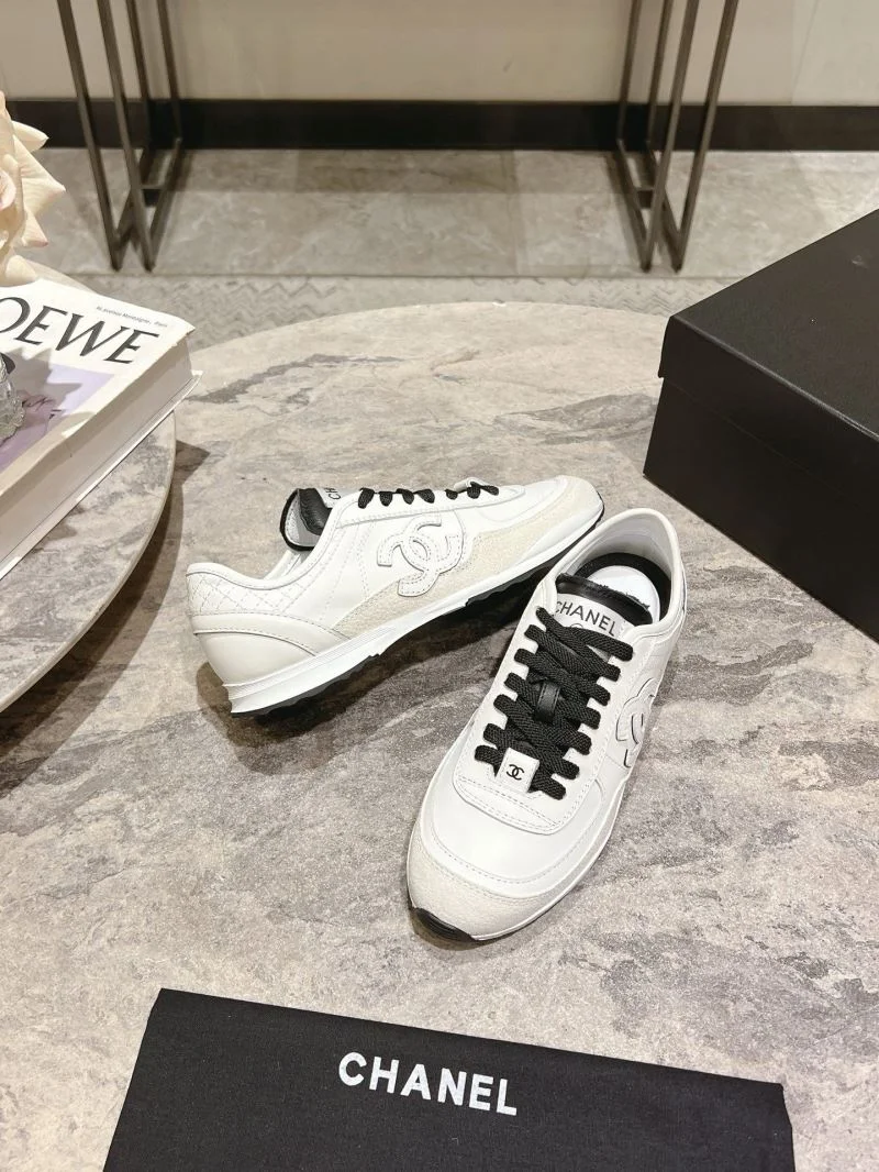 Minimalist Chanel Low Shoes 18097