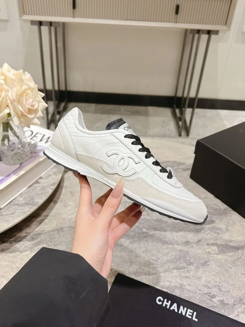 Minimalist Chanel Low Shoes 18097