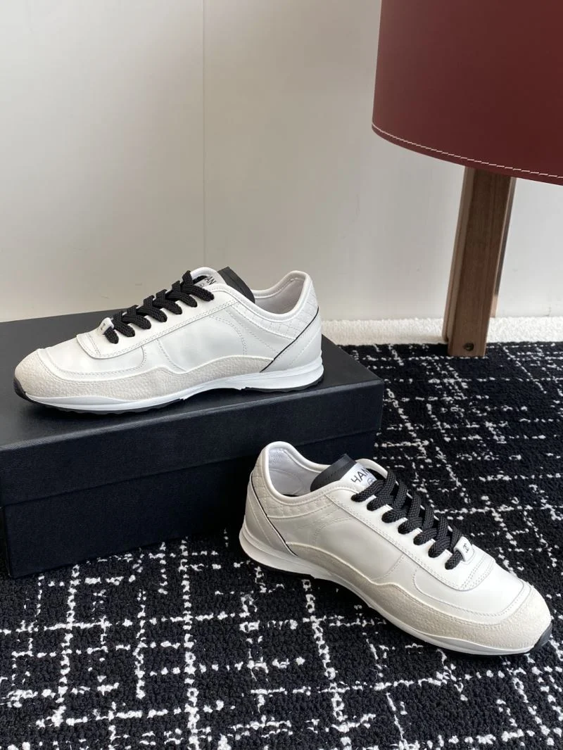 Chanel Low Shoes Comfortable 18093
