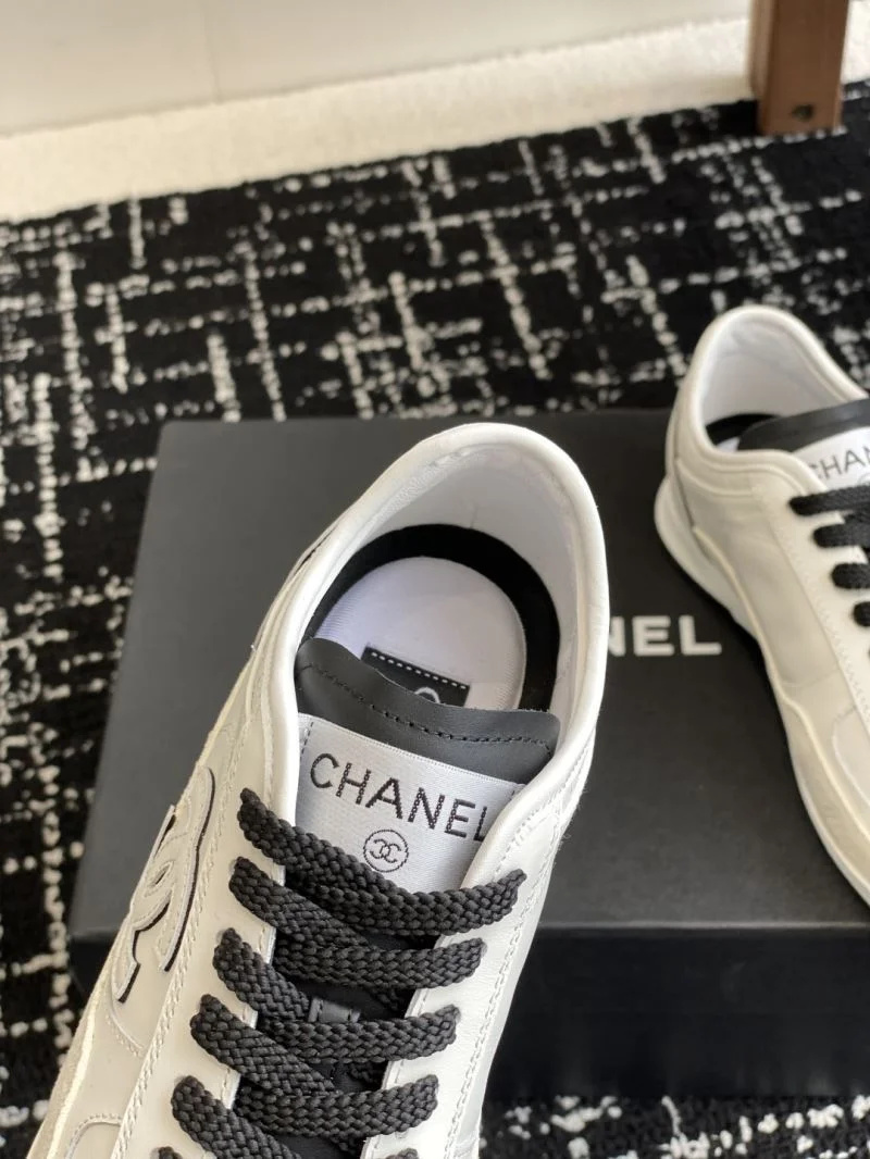 Chanel Low Shoes Comfortable 18093