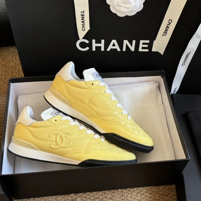 Chanel Low Shoes Functional 18100