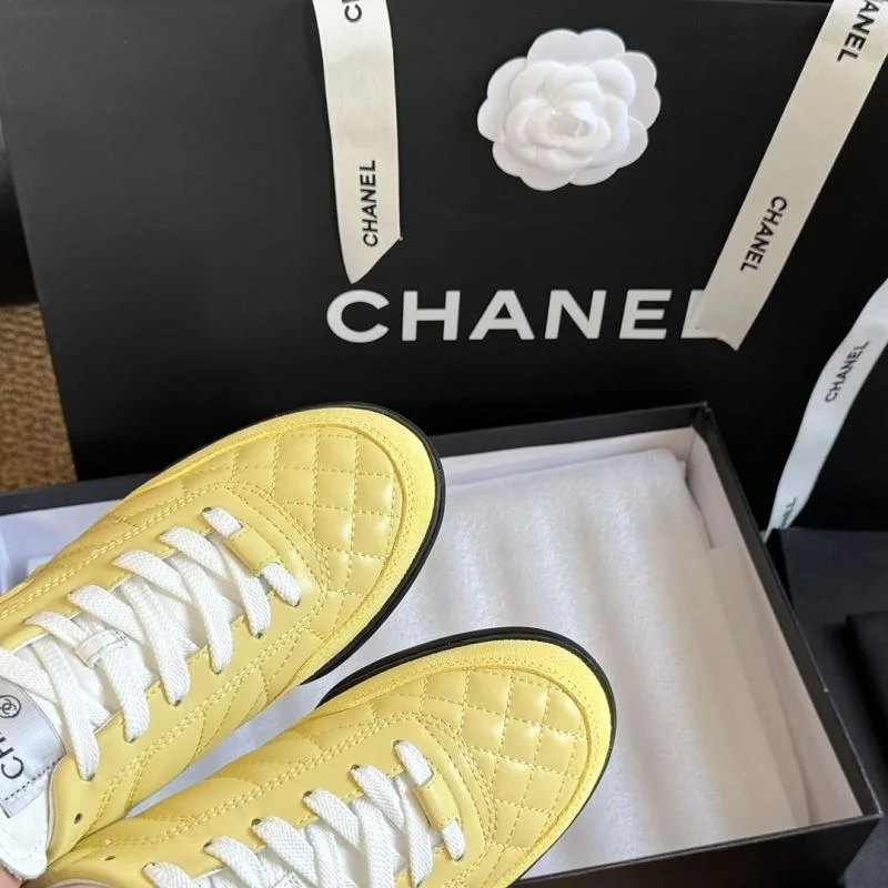 Chanel Low Shoes Functional 18100