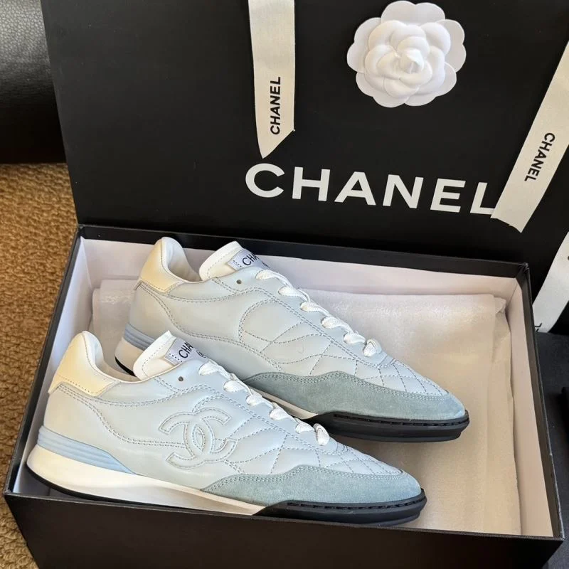 FashionForward Chanel Low Shoes 18089