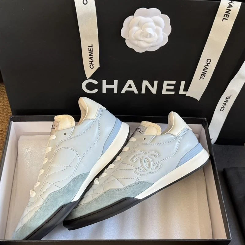 FashionForward Chanel Low Shoes 18089