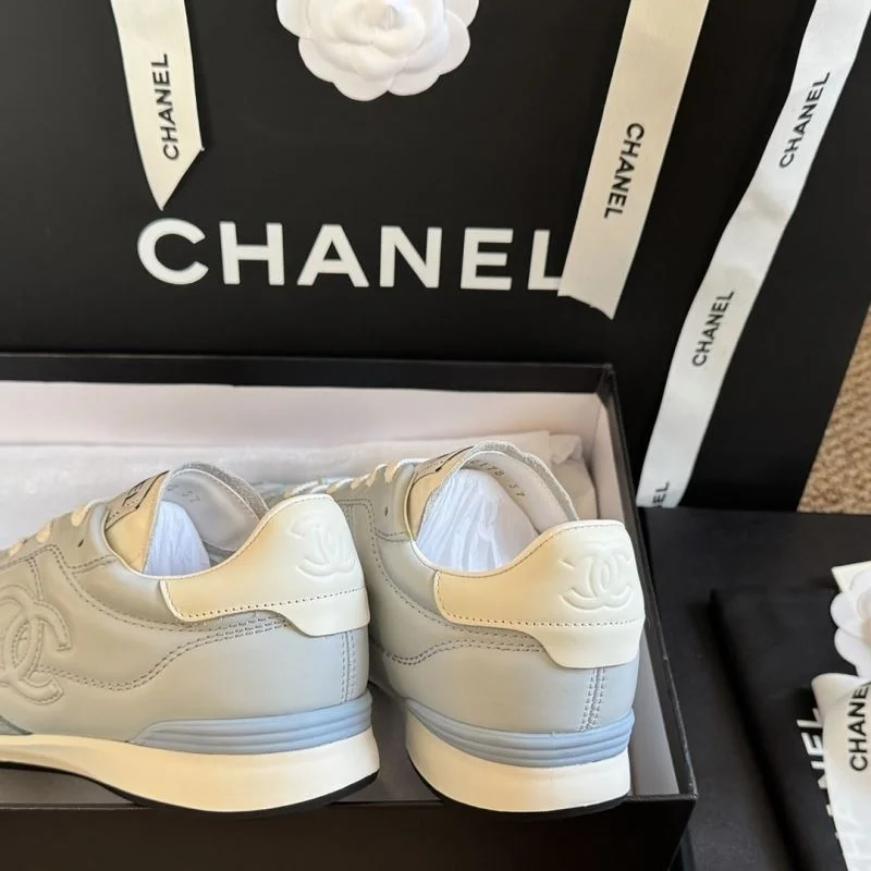 FashionForward Chanel Low Shoes 18089