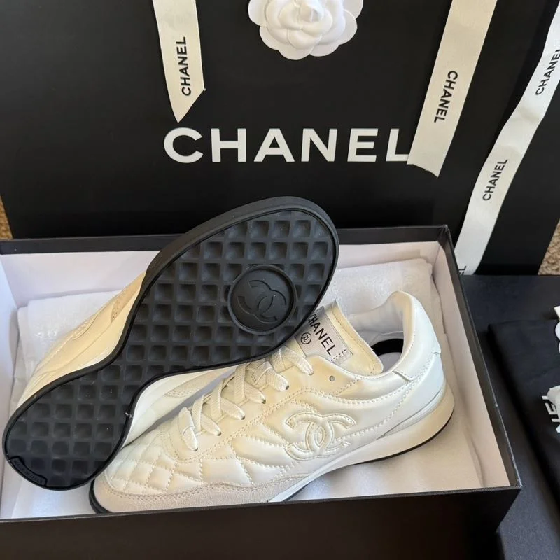 Chanel Low Shoes Efficient 18082