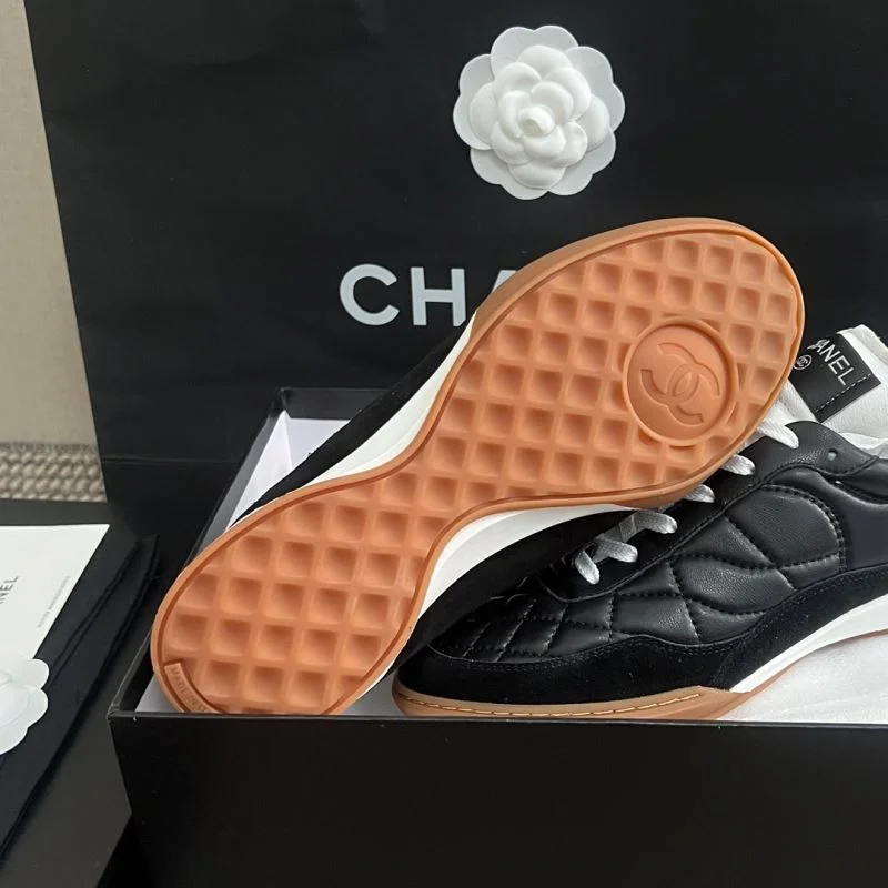 WaterResistant Chanel Low Shoes 18070