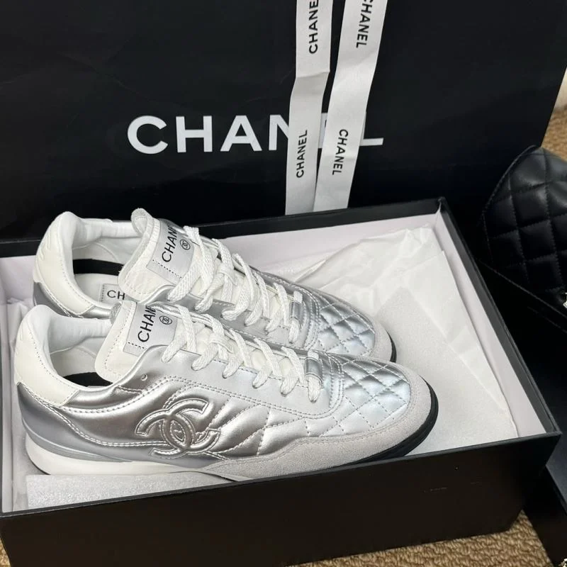 EyeCatching Chanel Low Shoes 18078