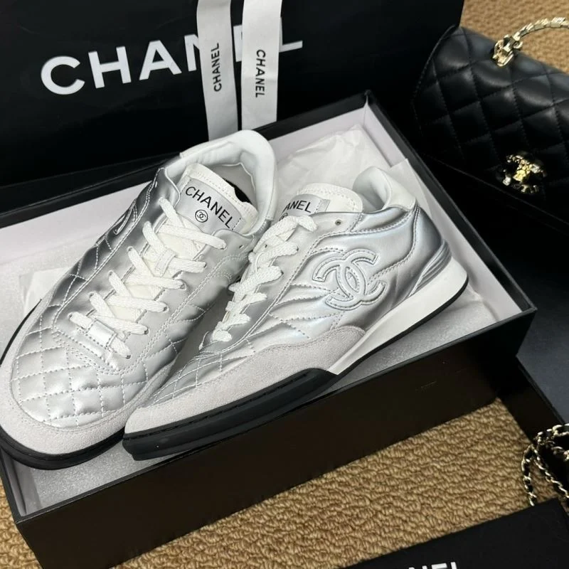 EyeCatching Chanel Low Shoes 18078