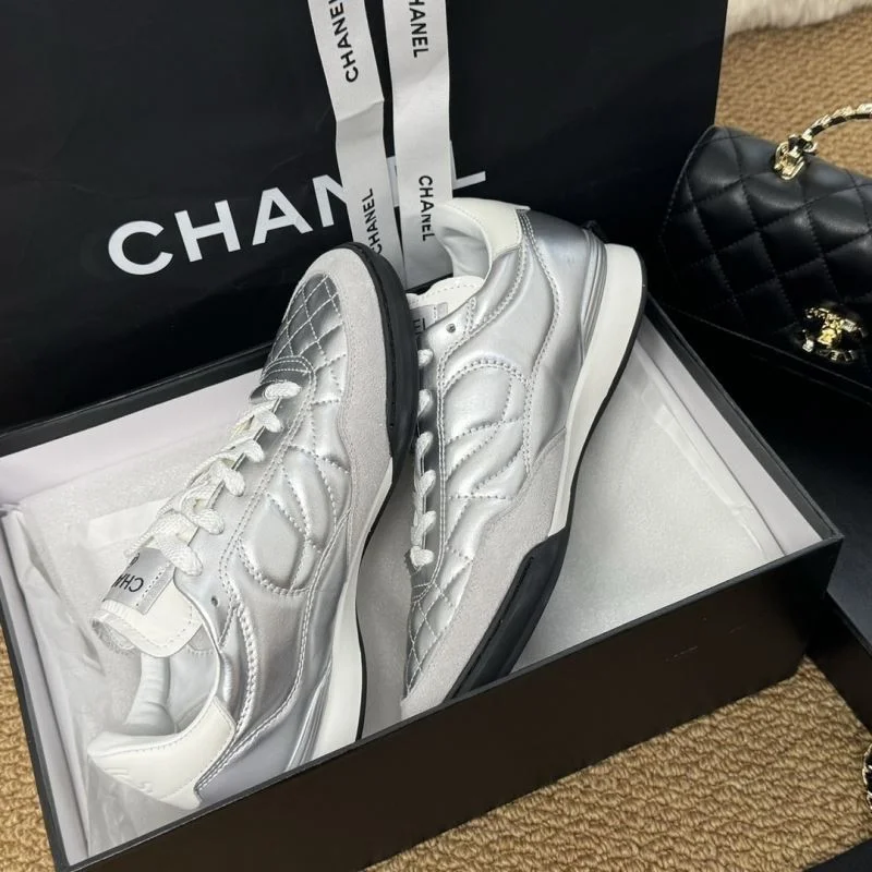 EyeCatching Chanel Low Shoes 18078