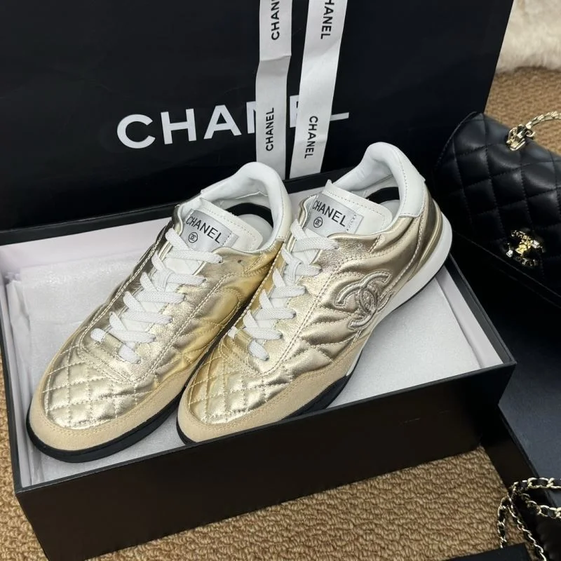 Chanel Low Shoes UrbanStyle 18066