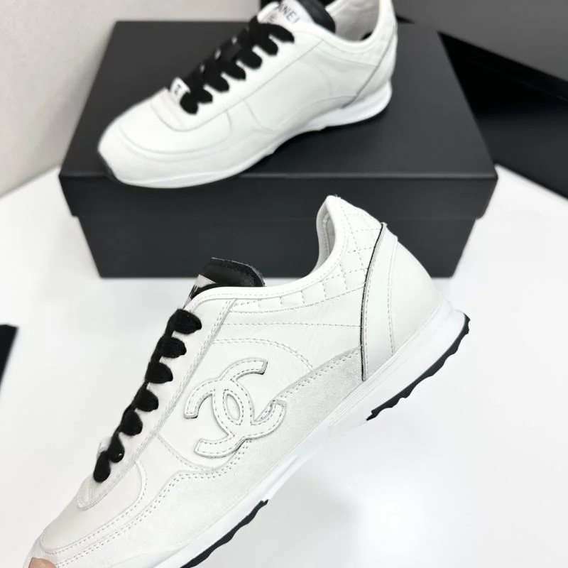 Chanel Low Shoes Vibrant 18072