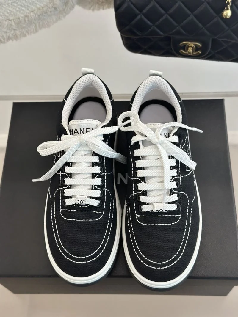 Chanel Low Shoes Refined 18069