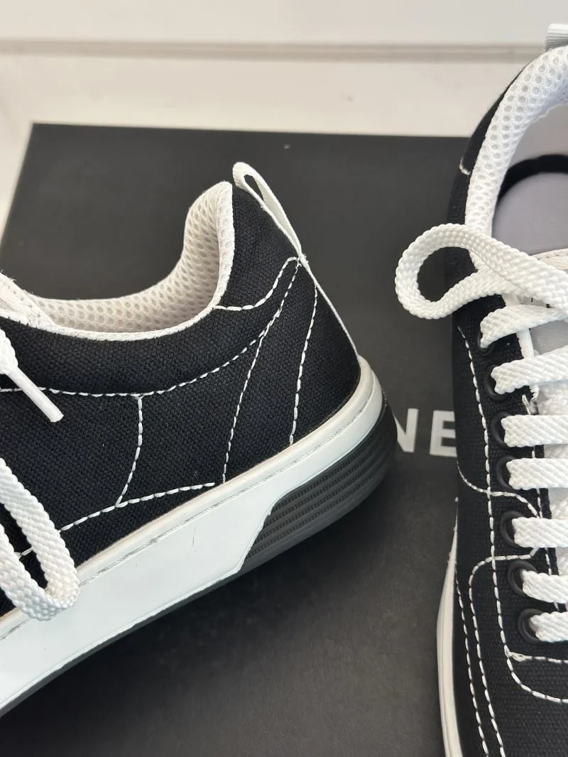 Chanel Low Shoes Refined 18069