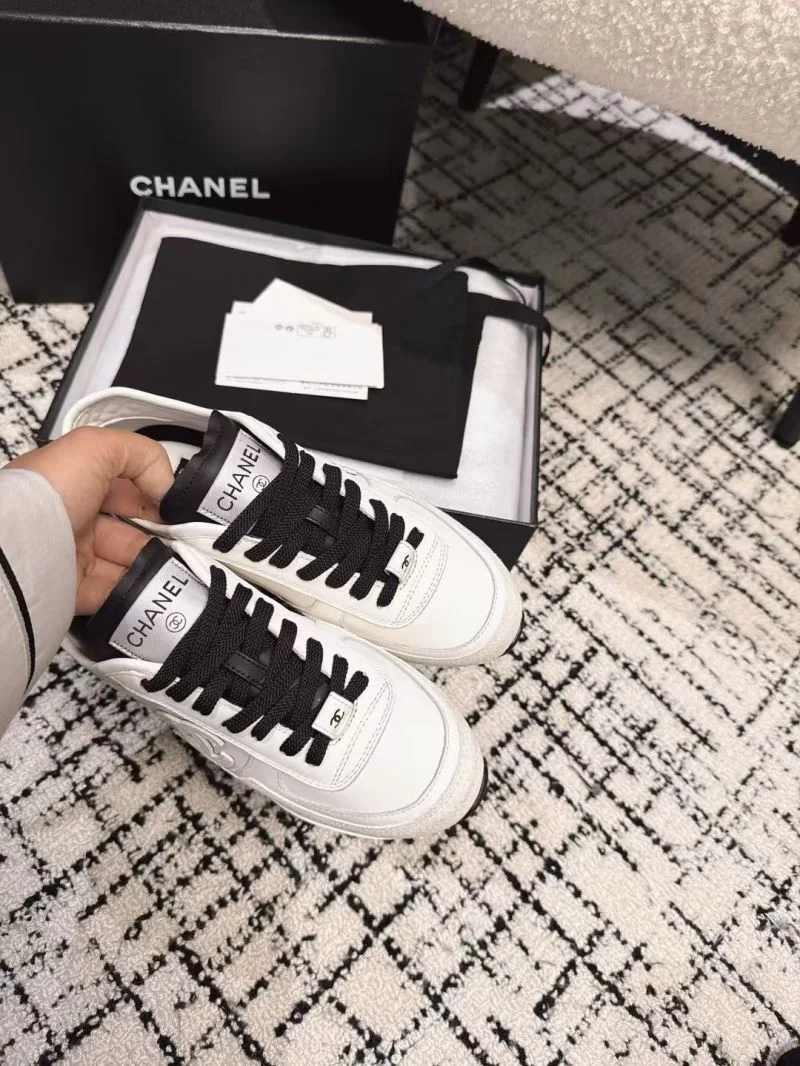 Chanel Low Shoes Snug 18054