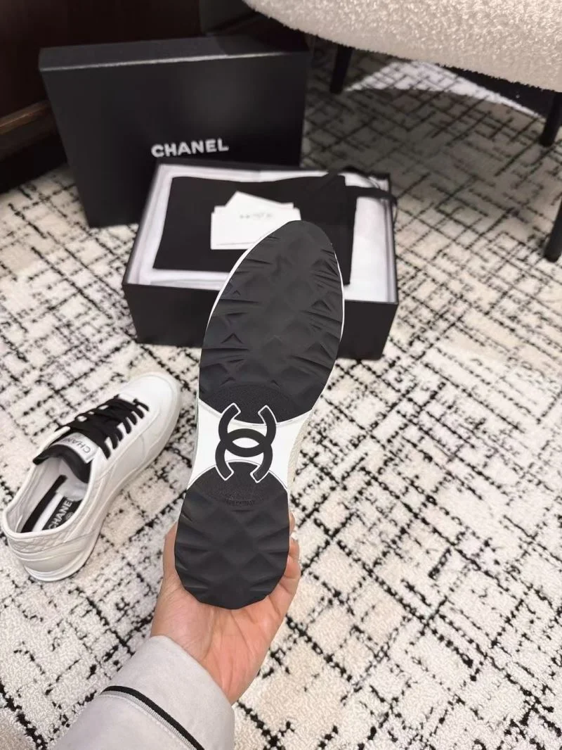Chanel Low Shoes Snug 18054