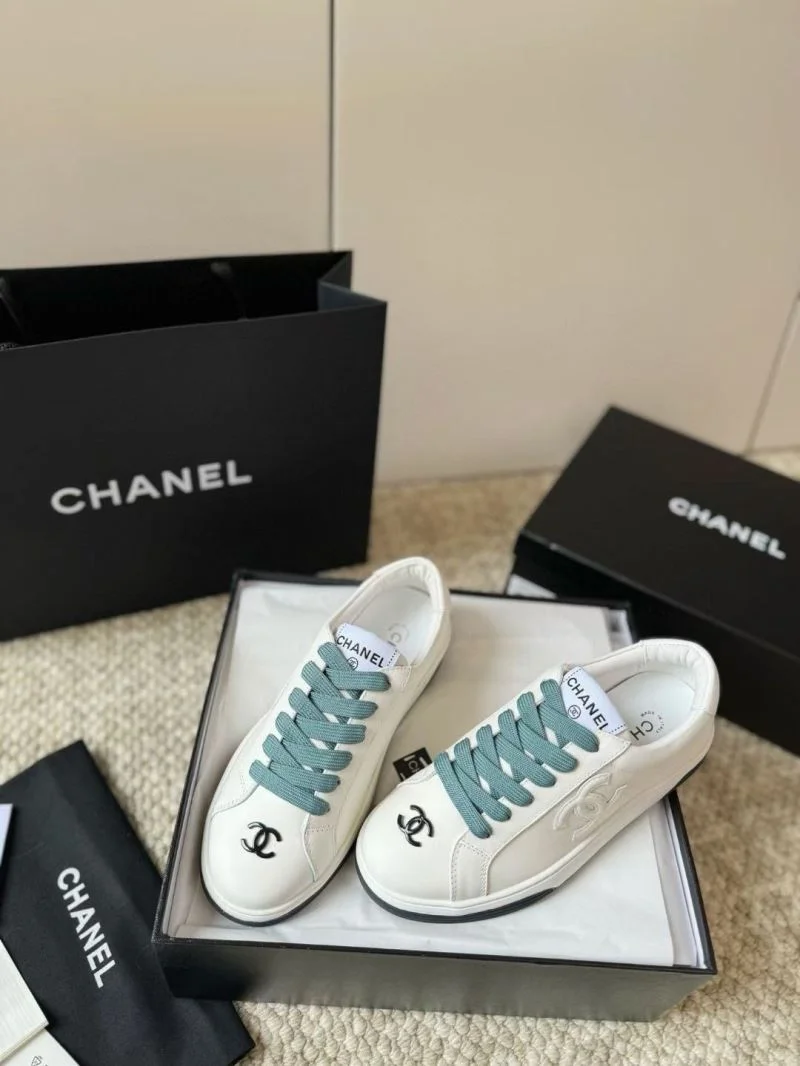 Breathable Chanel Low Shoes 18045