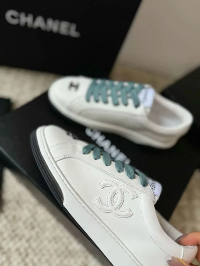 Breathable Chanel Low Shoes 18045