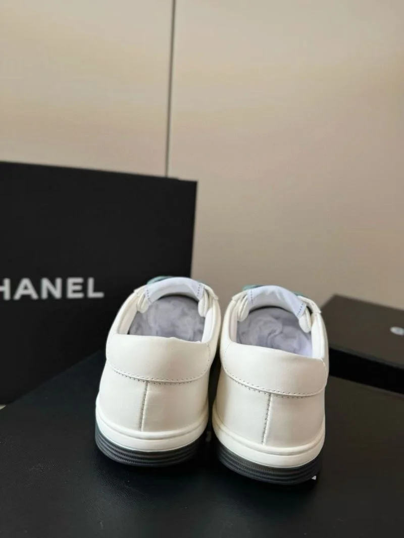Breathable Chanel Low Shoes 18045