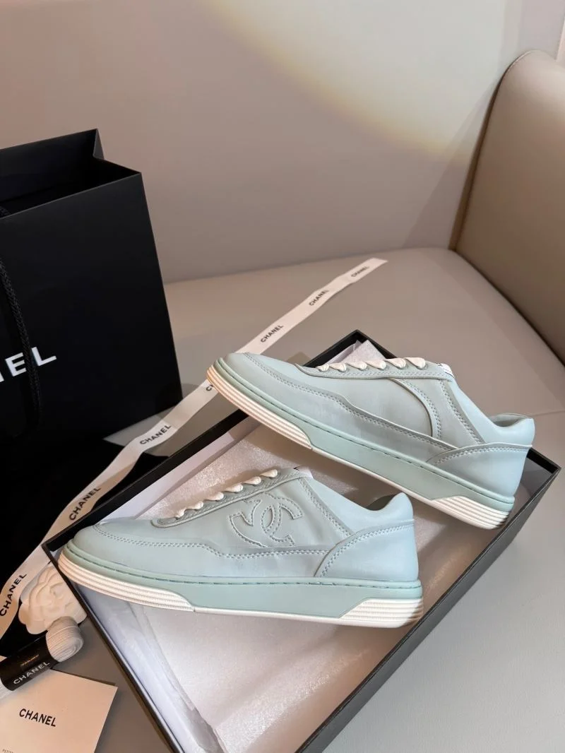 ZipUp Chanel Low Shoes 18047