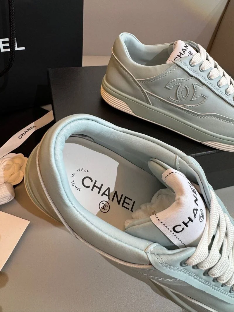 ZipUp Chanel Low Shoes 18047